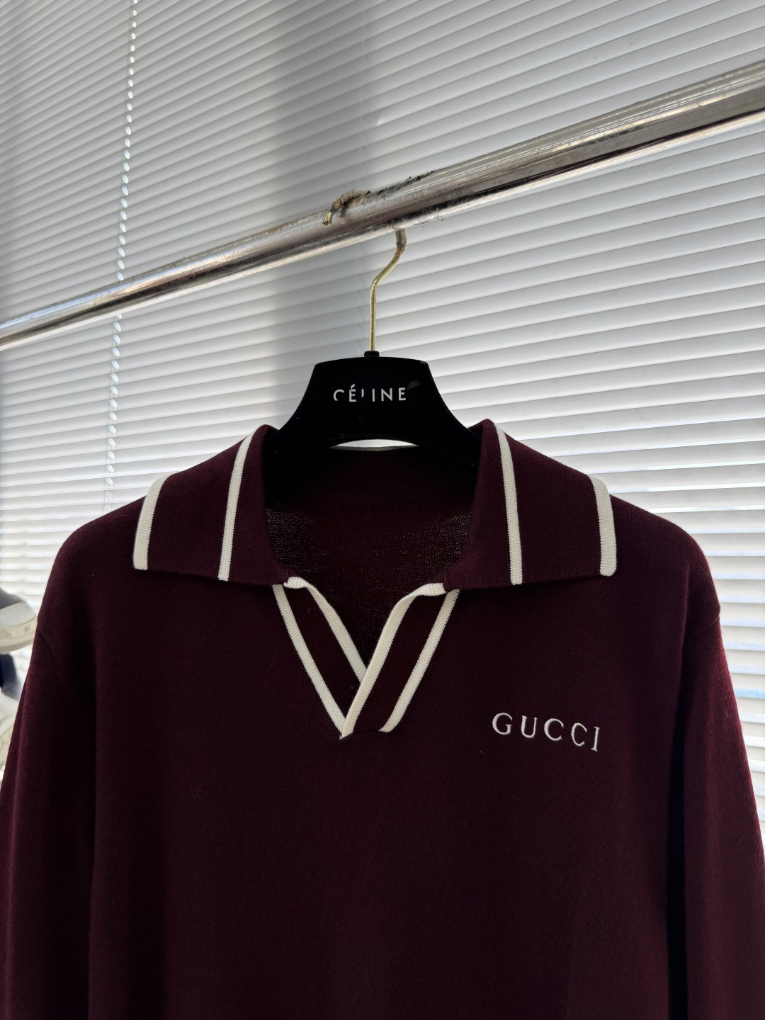 -GUCC 2025秋冬新款毛衣！优质混纺羊毛，简约而不简单。休闲款式，日常搭配出街轻松搭配。做工精细 