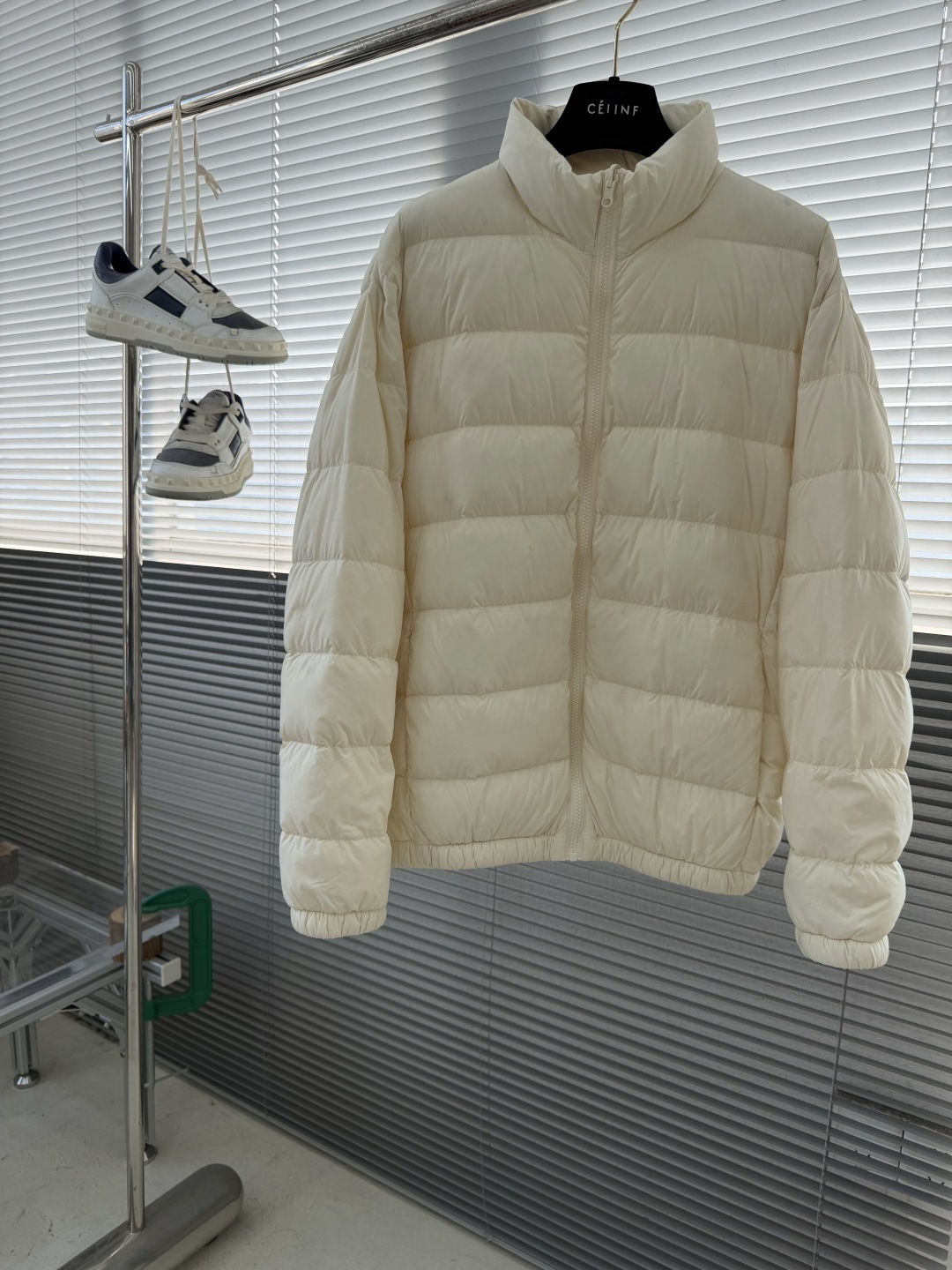 -Acne 2025秋冬系列外套系列尺码: M-3XL 微阔版型面料成份：100%聚酯纤维 内胆填充：9