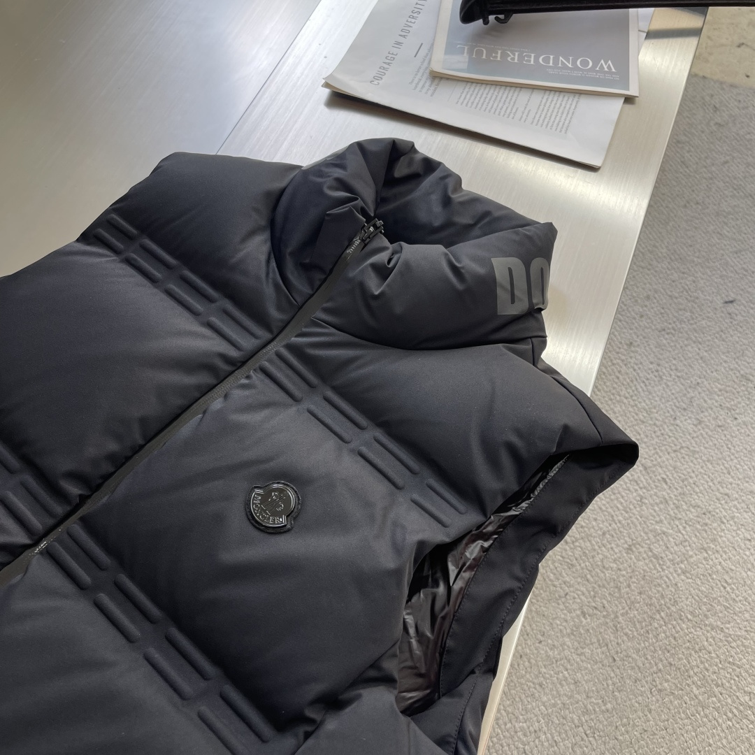 -Mon GENIUS天才设计师联名系列.SParky男女款羽绒马甲Moncler x A$AP Roc