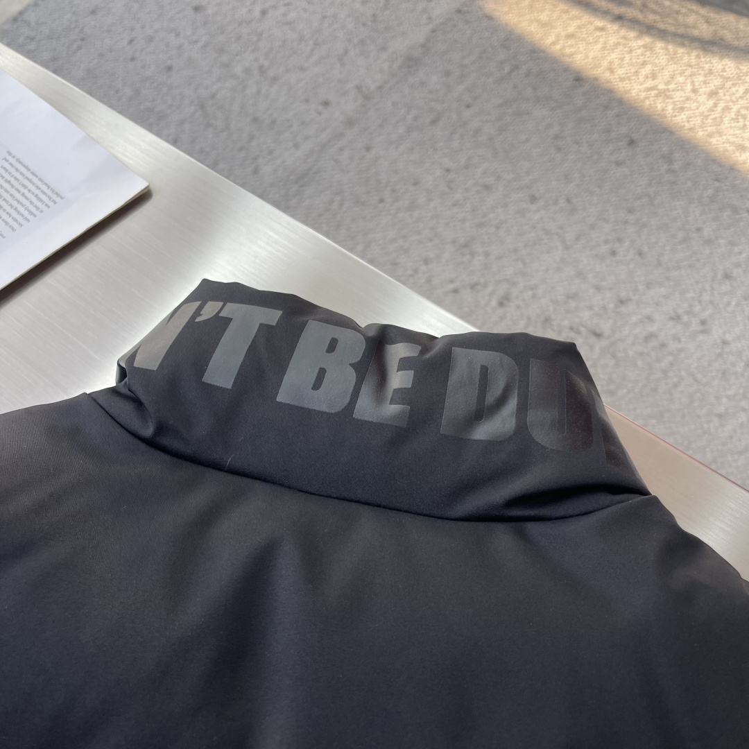 -Mon GENIUS天才设计师联名系列.SParky男女款羽绒外套。Moncler x A$AP Ro