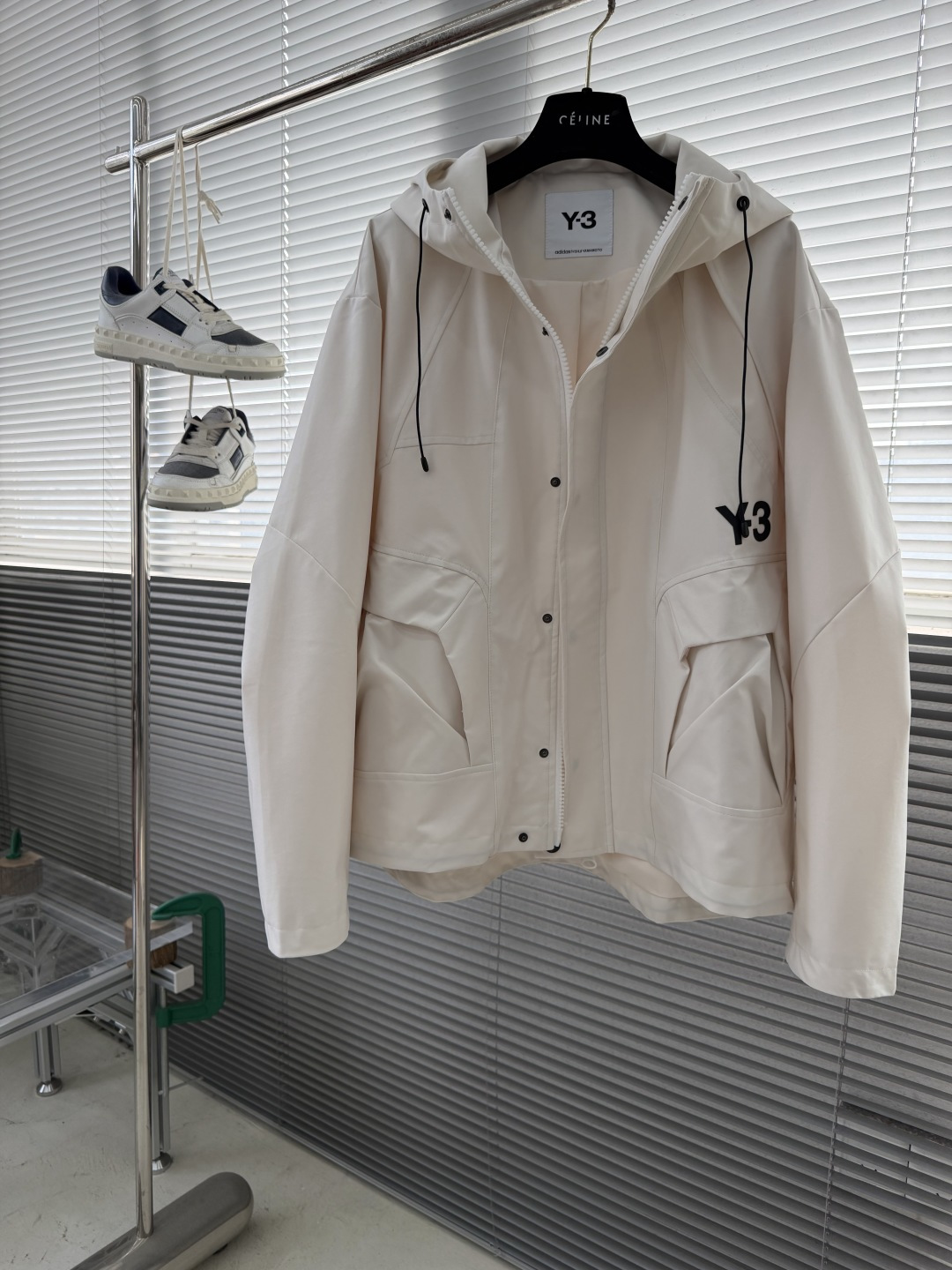 -Y-3 山本耀司 秋冬新款软壳冲锋衣外套。高端简洁时尚大方 定制原版进口面料 简洁利落又清爽 品质做工