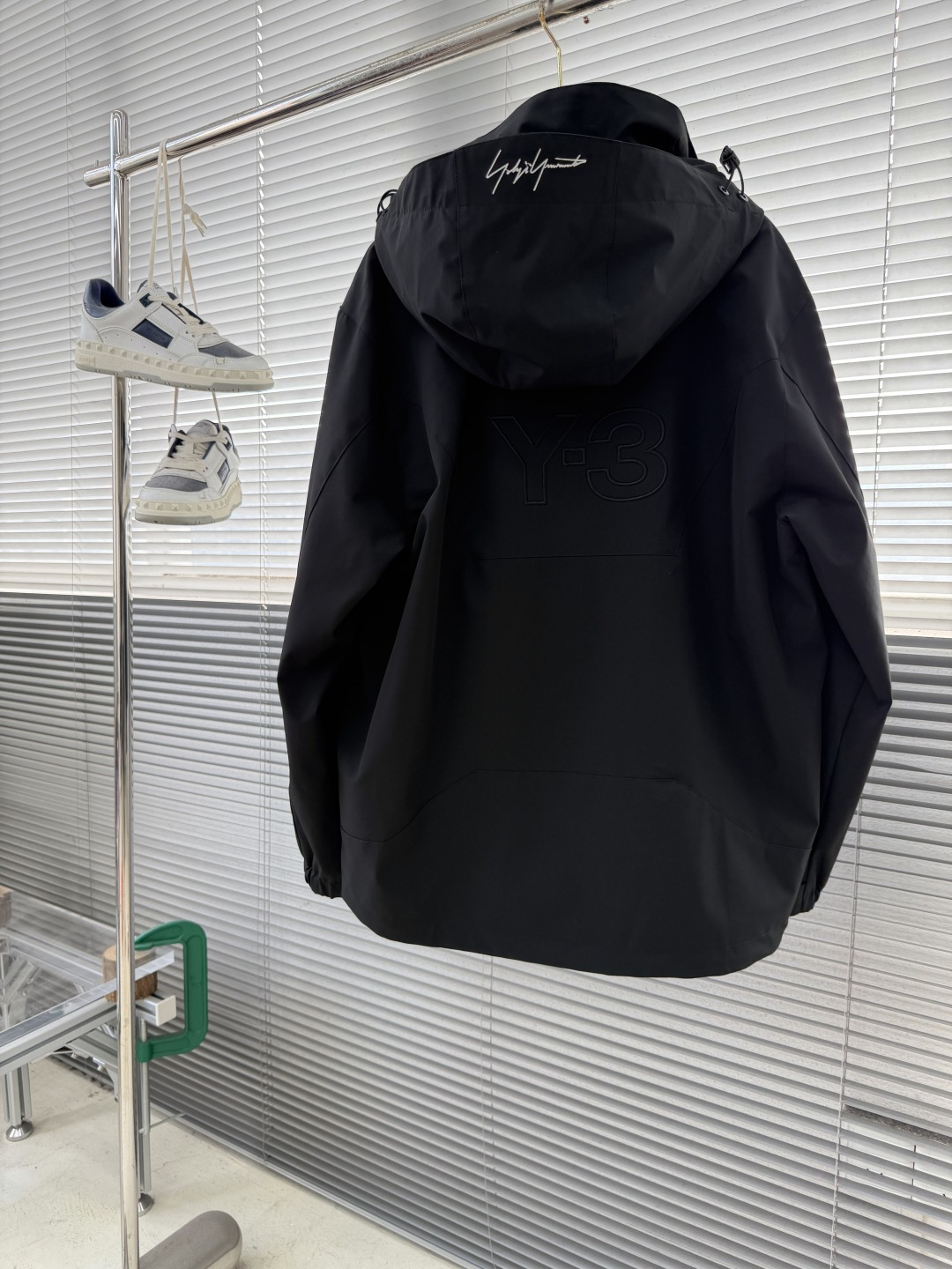 -Y-3 Yamamoto山本耀司 秋冬重工连帽软壳冲锋衣。高端版本定制面料 透气弹力舒适度极高，高级定