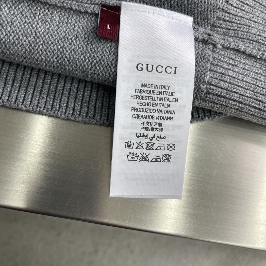 -GUCC 双G刺绣针织毛衣●面料：羊毛混纺面料●尺码：S-M-L-XL 男女同款●描述：面料选用高支数