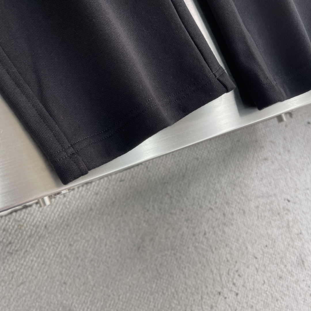 -wang 亚历山大王 2025秋冬系列休闲卫裤尺码: M-4XL 微阔版型 工艺：加厚款 字母绣花+刺