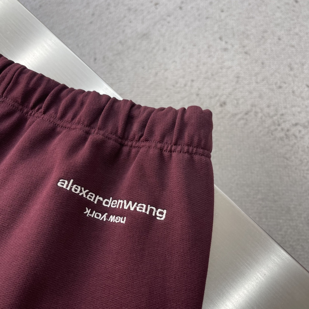 -wang 亚历山大王 2025秋冬系列休闲卫裤尺码: M-4XL 微阔版型 工艺：加厚款 字母绣花+刺