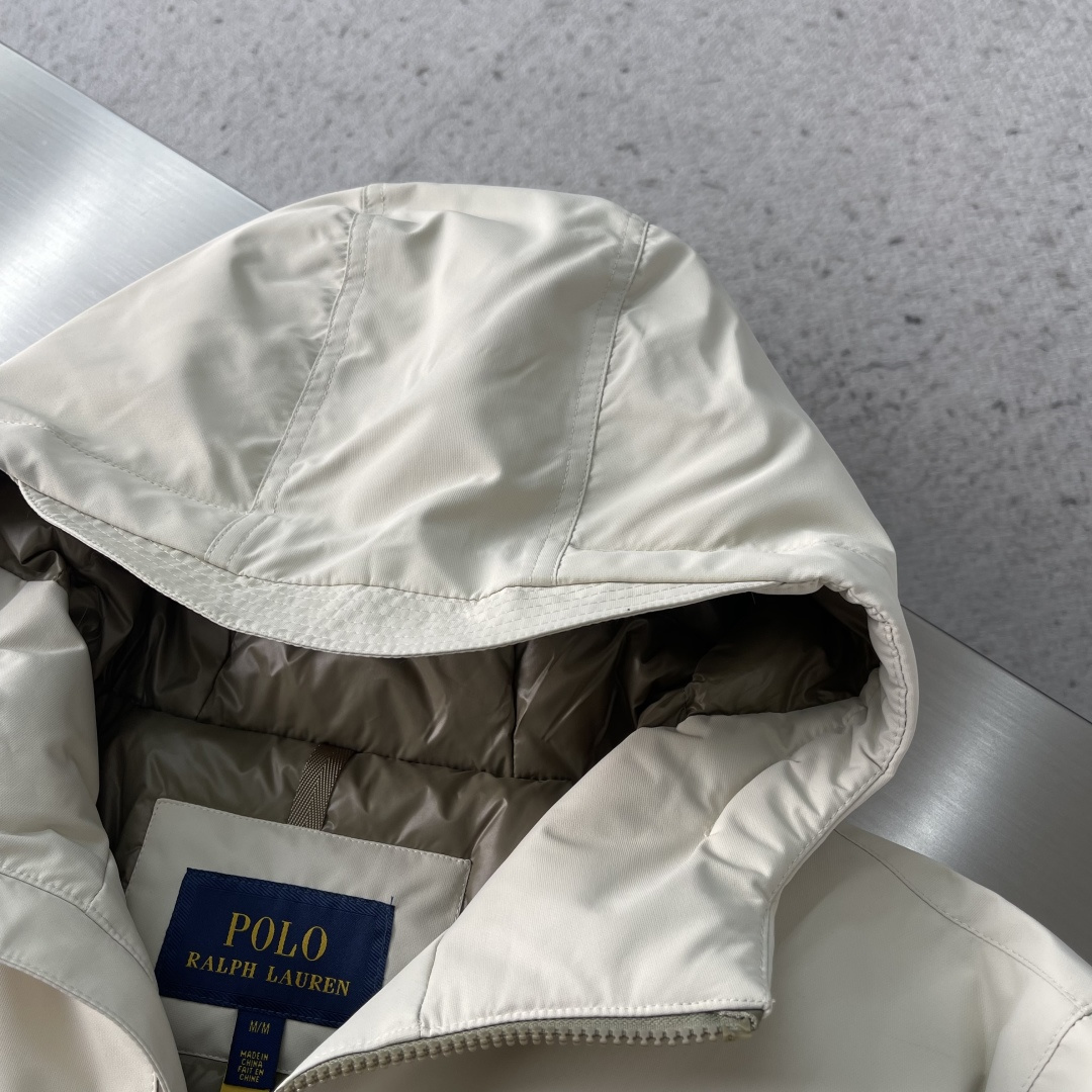 -RAlP🆕H LAUREN 拉夫劳伦 徽标连帽羽绒服高密度尼龙塔夫绸密度约210T-300T，表面光滑