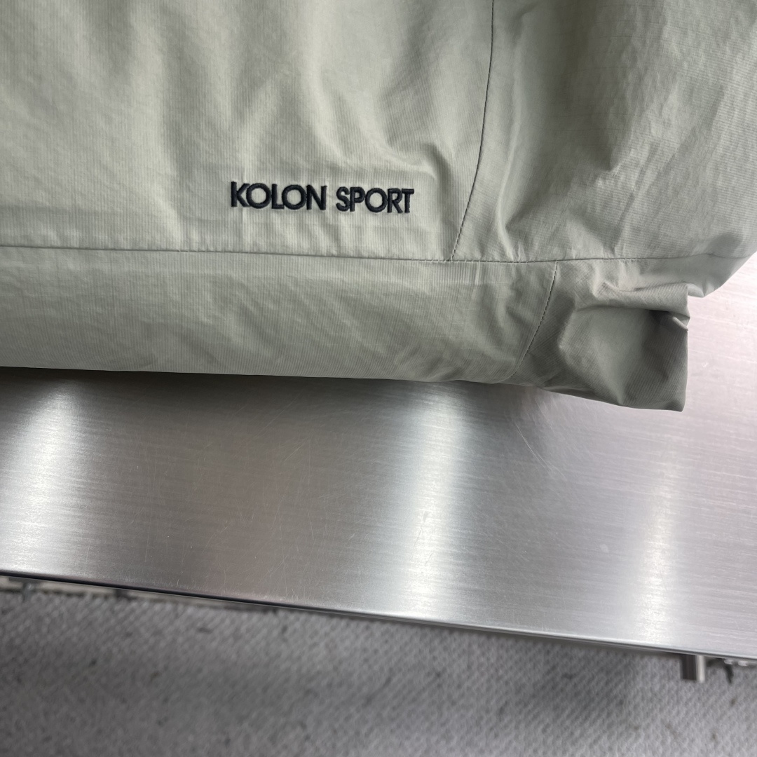 -KOLON SPORTHIKING男女防水防风透湿耐磨户外羽绒服 情侣款保暖加厚外套连帽户外冲锋衣这才