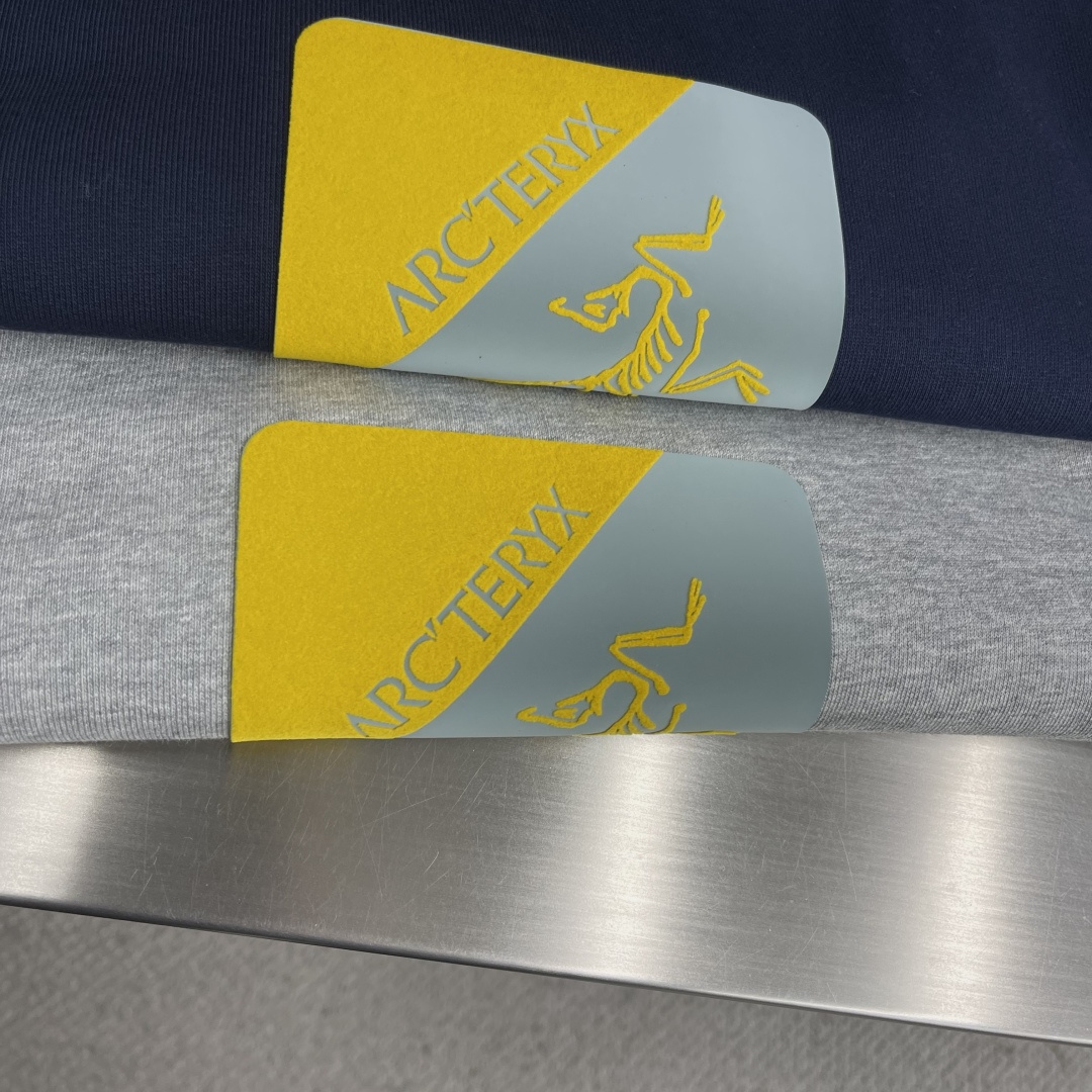 -🐦 鸟家 2025秋冬新款圆领卫衣400克毛圈纯棉字母logo植绒码数：S M L XL XXL