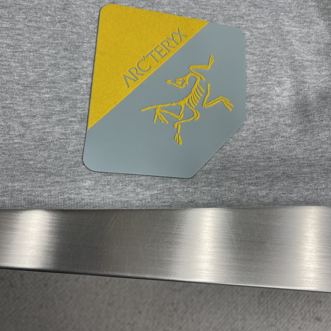 -🐦 鸟家 2025秋冬新款圆领卫衣400克毛圈纯棉字母logo植绒码数：S M L XL XXL