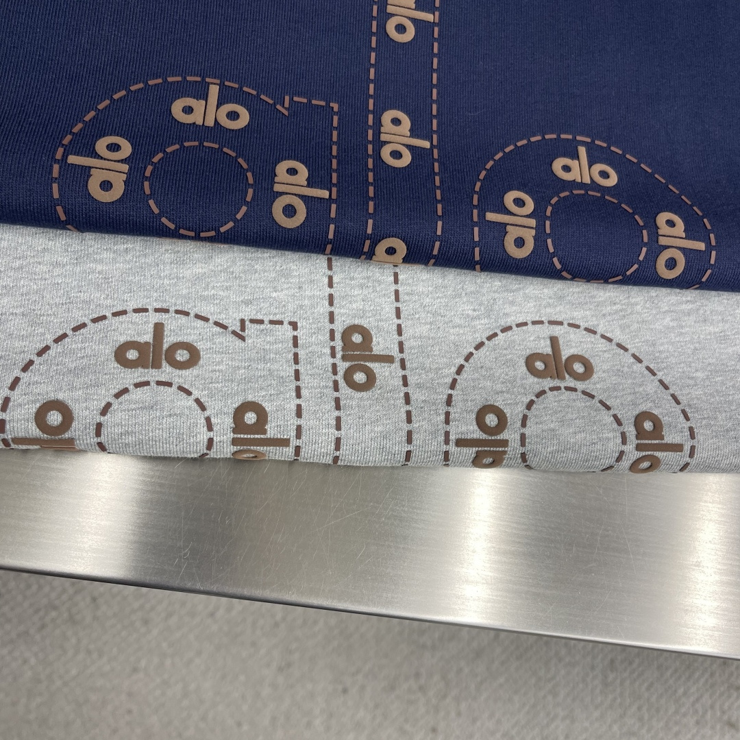 -ALO 2025秋冬新款圆领卫衣400克毛圈纯棉字母logo立体发泡码数：S M L XL XXL
