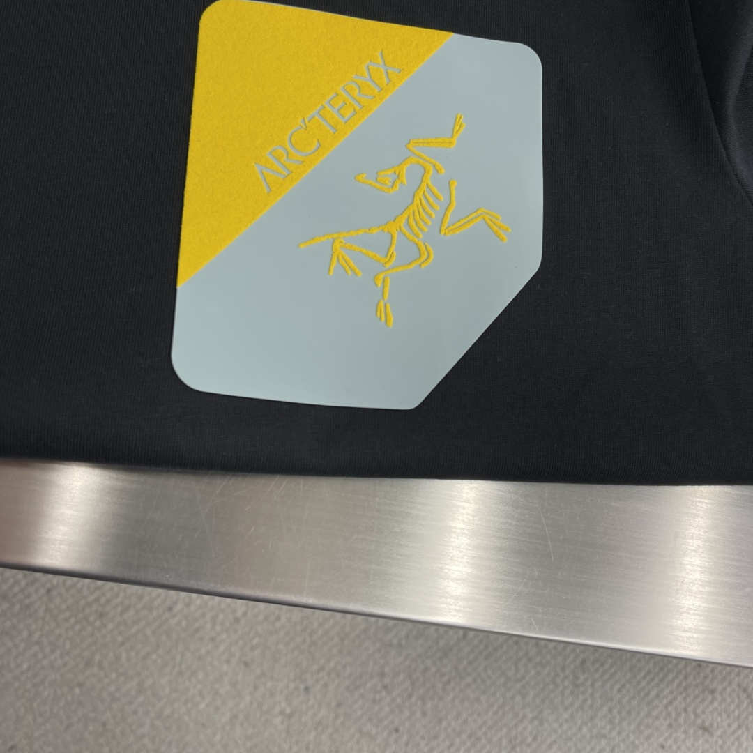 -🐦 鸟家 2025秋冬新款短袖T恤定制纯棉字母logo植绒码数：S M L XL XXL