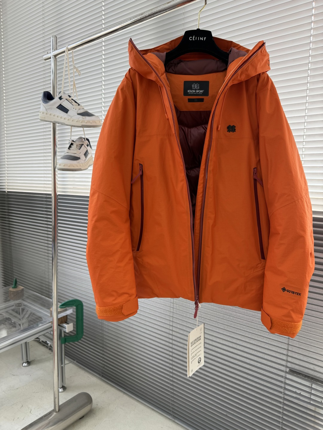 -KOLON SPORTHIKING男女防水防风透湿耐磨户外羽绒服 情侣款保暖加厚外套连帽户外冲锋衣这才