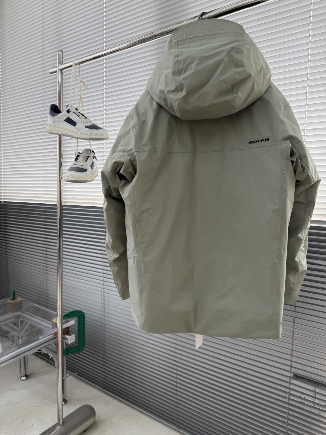 -KOLON SPORTHIKING男女防水防风透湿耐磨户外羽绒服 情侣款保暖加厚外套连帽户外冲锋衣这才