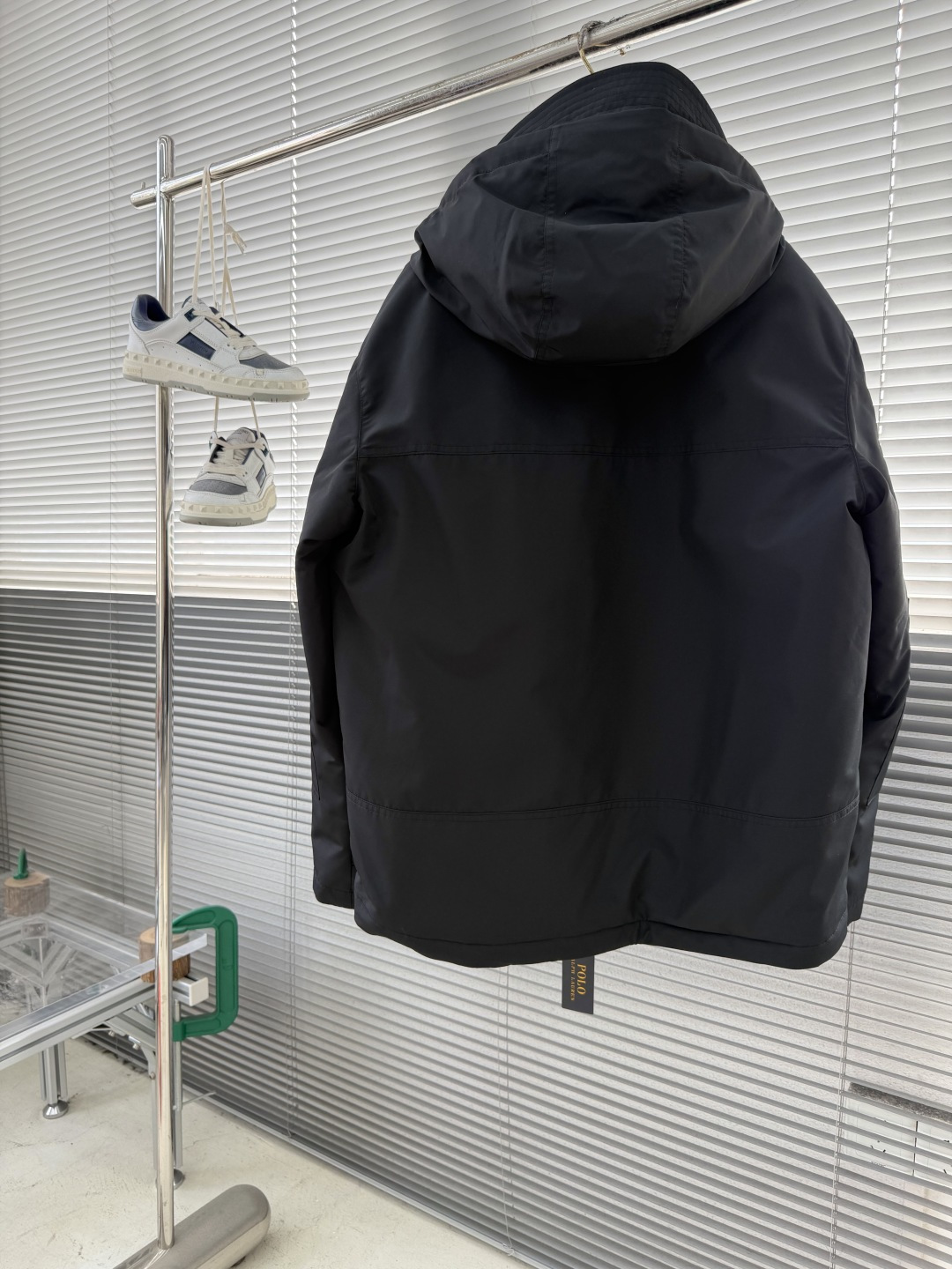 -RAlP🆕H LAUREN 拉夫劳伦 徽标连帽羽绒服高密度尼龙塔夫绸密度约210T-300T，表面光滑