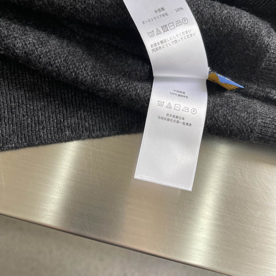 -RalP🆕h Lauren 拉夫劳伦 简约刺绣logo休闲毛衣精选高品质羊毛混纺面料，柔软亲肤，保暖性