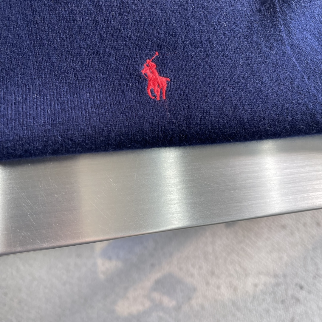 -RalP🆕h Lauren 拉夫劳伦 简约刺绣logo休闲毛衣精选高品质羊毛混纺面料，柔软亲肤，保暖性