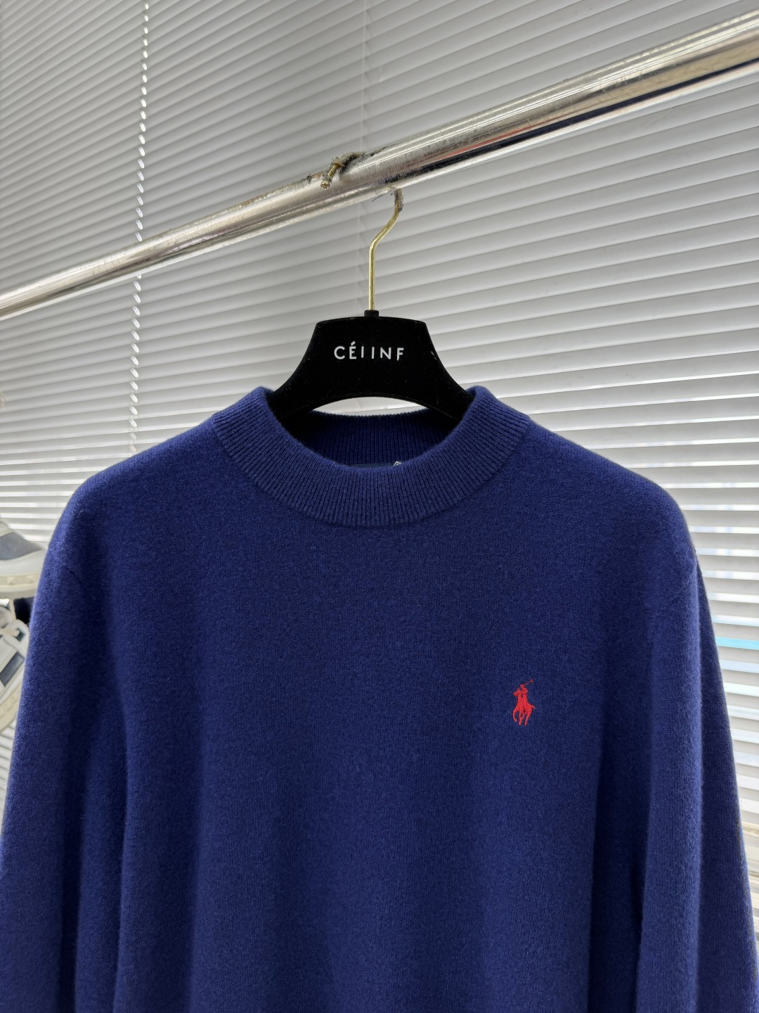 -RalP🆕h Lauren 拉夫劳伦 简约刺绣logo休闲毛衣精选高品质羊毛混纺面料，柔软亲肤，保暖性