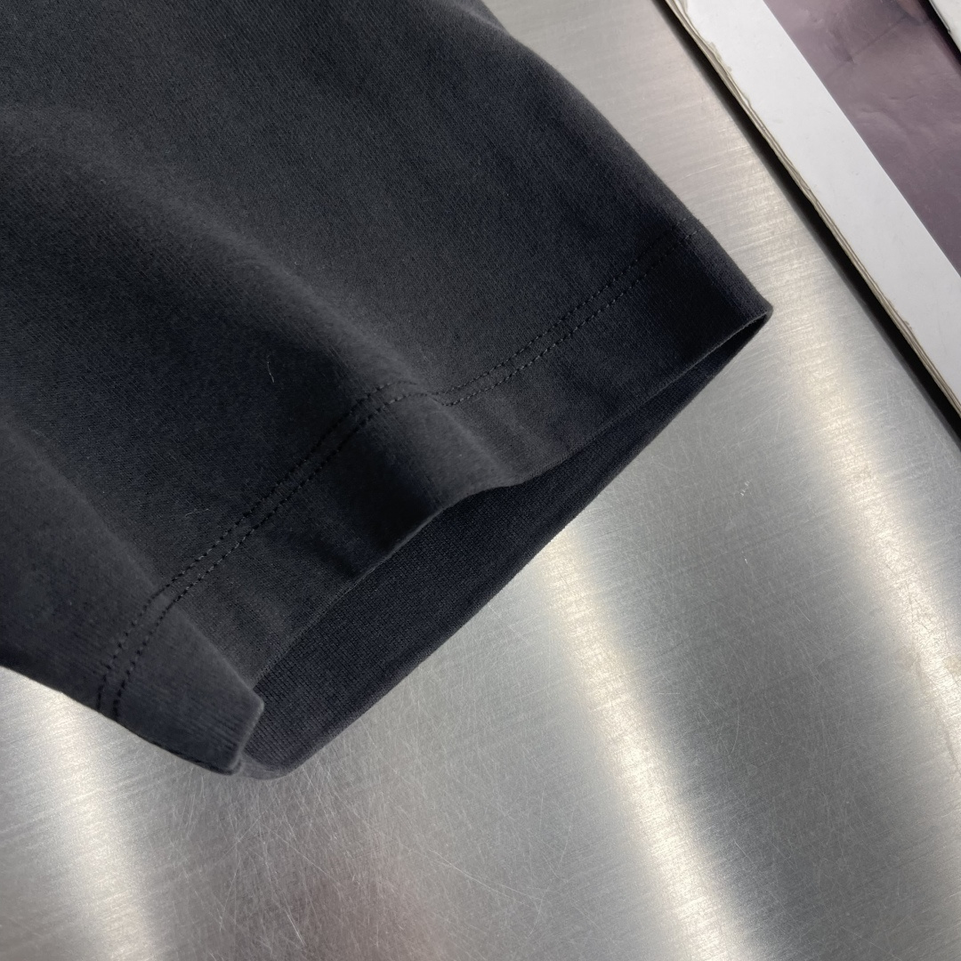 -Alexa** wang 亚历山大王 26春夏新款 字母牙刷绣圆领短袖T恤，华裔设计师亚历山大·王于以