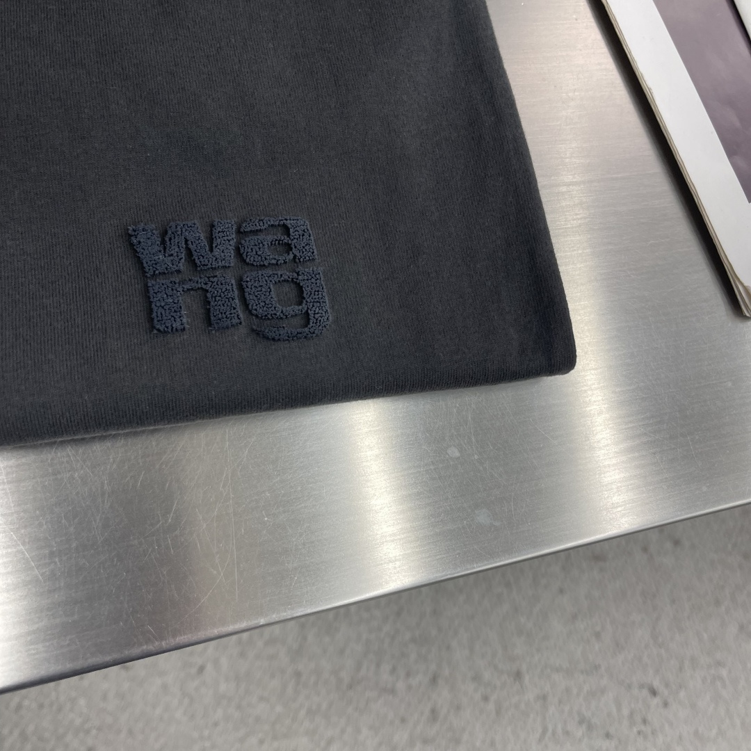 -Alexa** wang 亚历山大王 26春夏新款 字母牙刷绣圆领短袖T恤，华裔设计师亚历山大·王于以