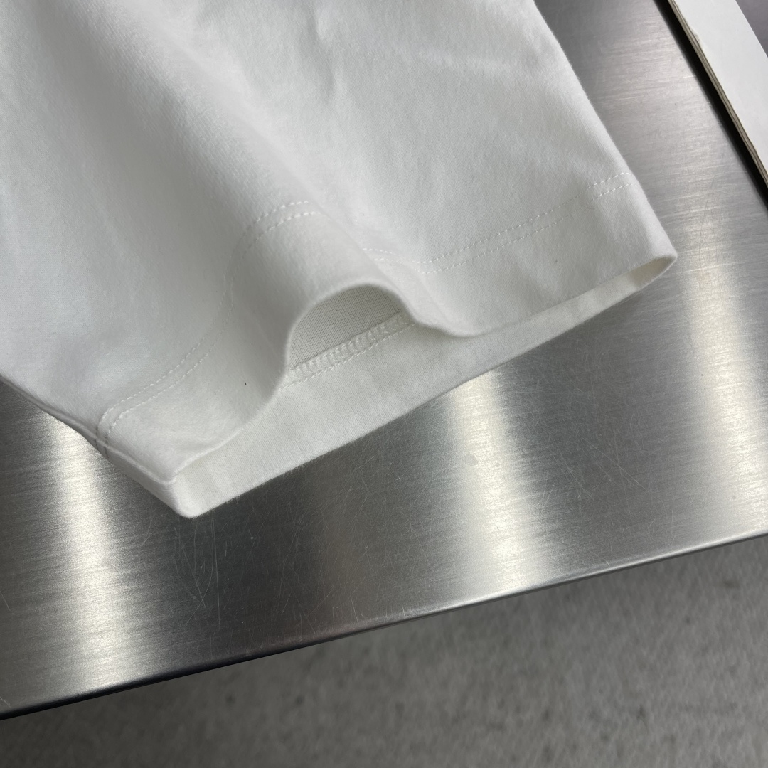 -Alexa** wang 亚历山大王 26春夏新款 字母牙刷绣圆领短袖T恤，华裔设计师亚历山大·王于以