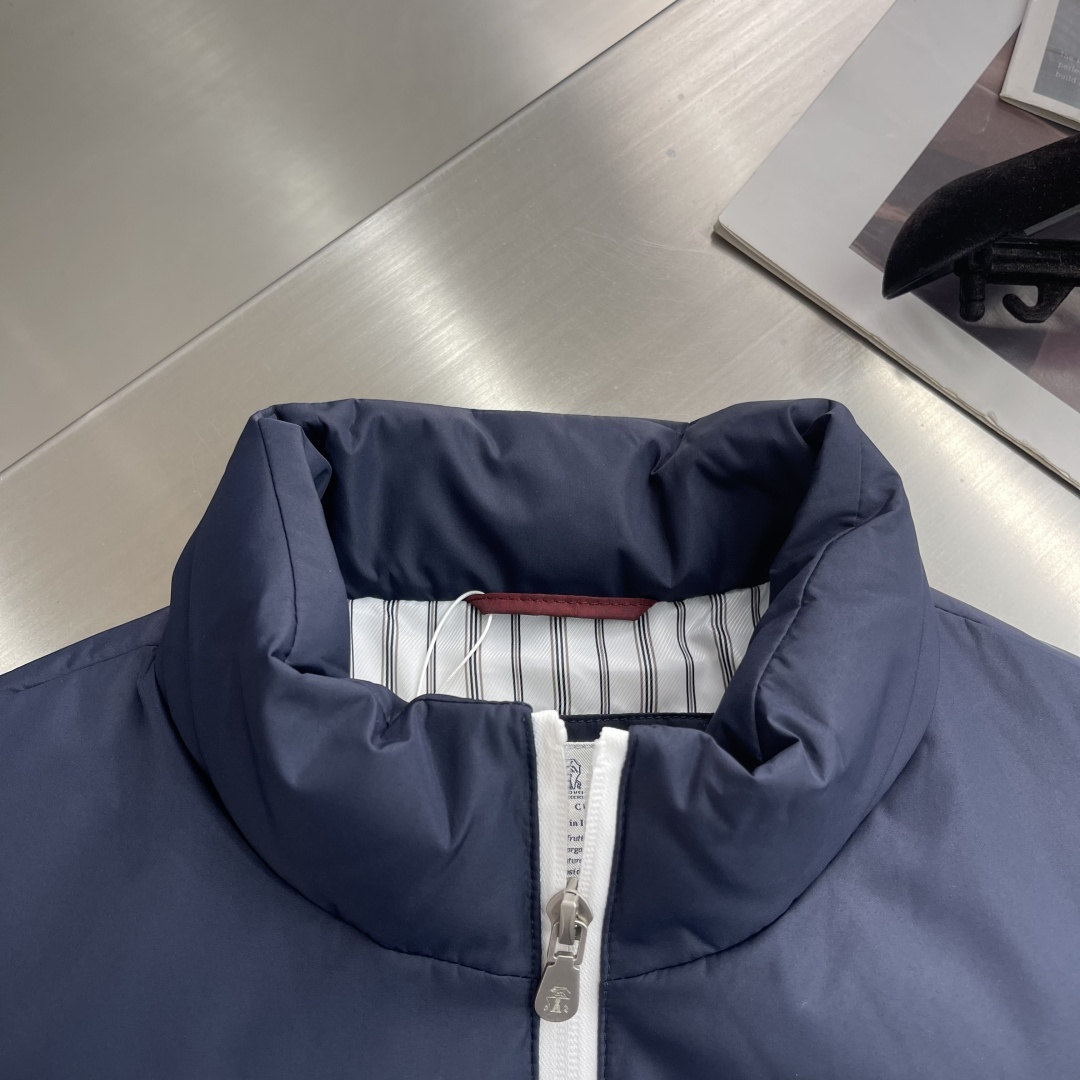 -BC 25FW新款科技纤维面料立领羽绒夹克，男士经典徽章刺绣时尚撞色拉链羽绒服外套！贸易公司渠道稀出，