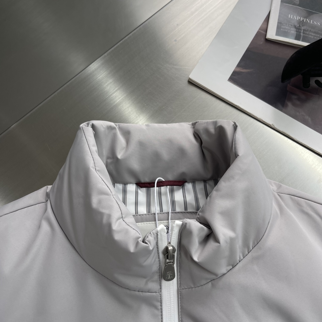 -BC 25FW新款科技纤维面料立领羽绒夹克，男士经典徽章刺绣时尚撞色拉链羽绒服外套！贸易公司渠道稀出，