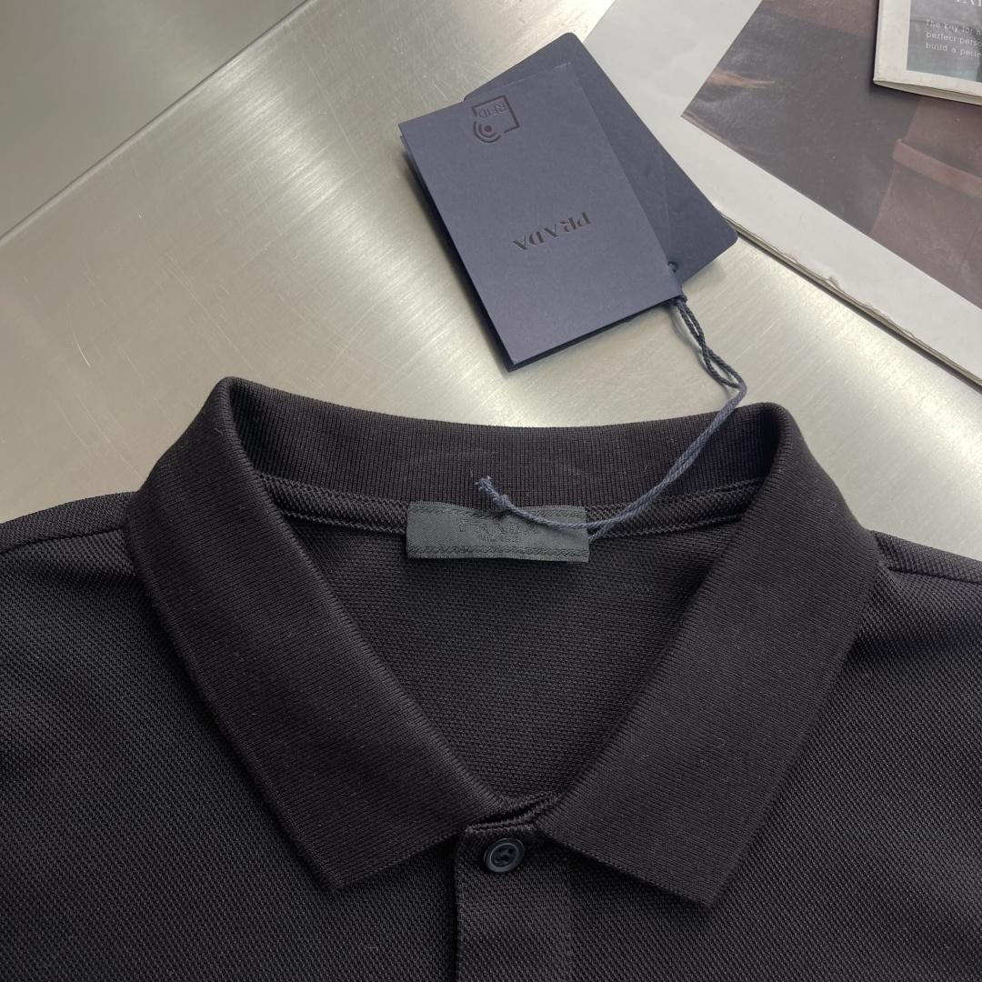 -PRAD 26ss P家春夏新款POLO 原版定制 面料选用进口钻石羊毛珠地棉 轻薄透气 上身丝滑舒适