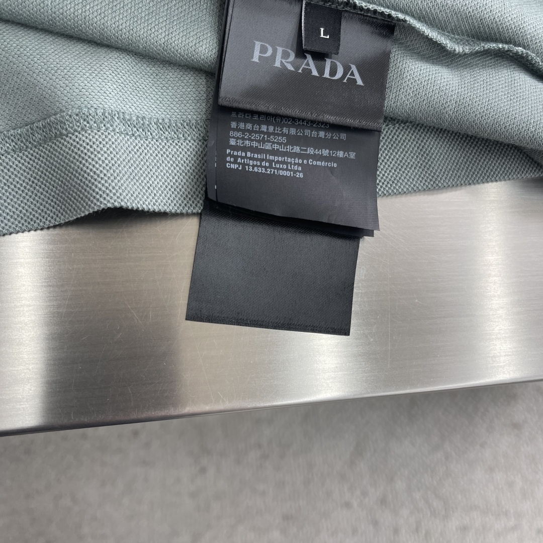 -PRAD 26ss P家春夏新款POLO 原版定制 面料选用进口钻石羊毛珠地棉 轻薄透气 上身丝滑舒适