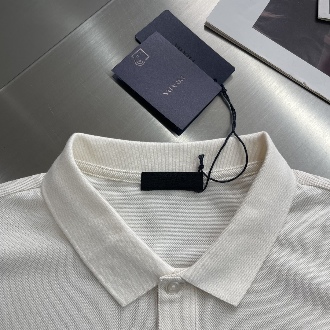 -PRAD 26ss P家春夏新款POLO 原版定制 面料选用进口钻石羊毛珠地棉 轻薄透气 上身丝滑舒适