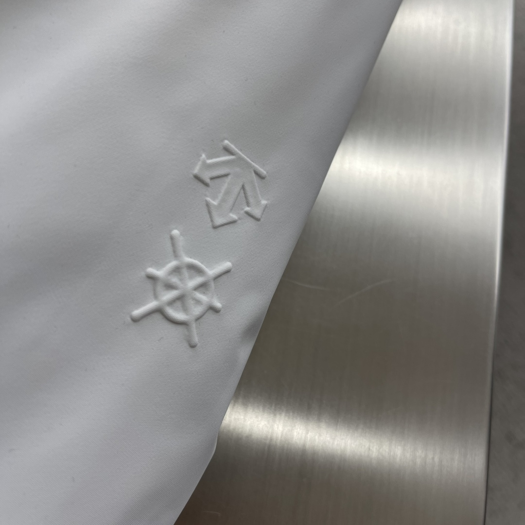 -DESCENTE 迪桑特 羽绒外套袖口带防风袖DUALIS都市日常通勤男子连帽鹅绒羽绒服 佳极品商务版