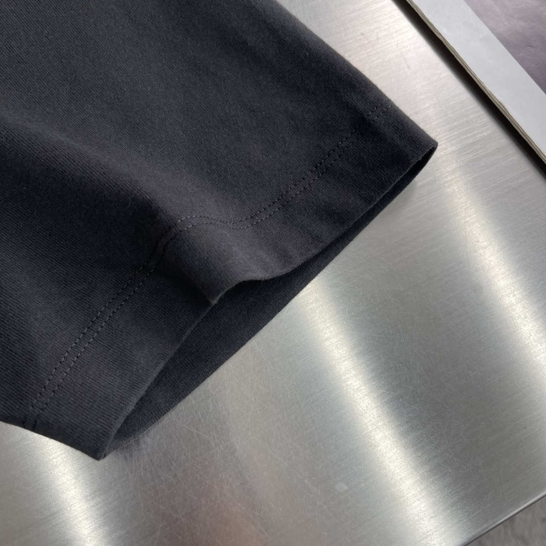 -驴牌 2026ss春夏系列圆领休闲短T尺码:M-5XL 微阔版型成份:罗马棉平纹面料，245克重，面料