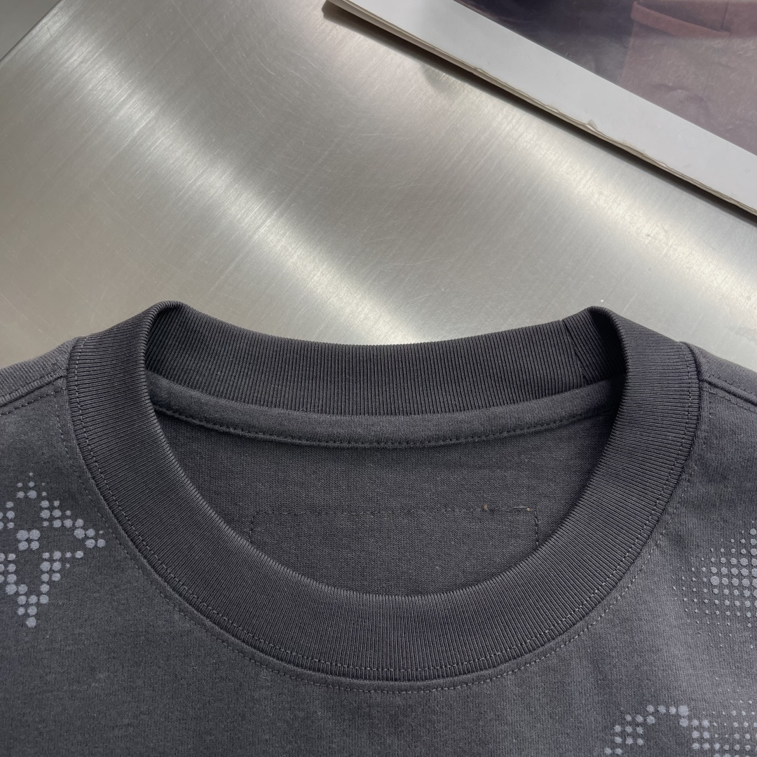 -驴牌 2026ss春夏系列圆领休闲短T尺码:M-5XL 微阔版型成份:罗马棉平纹面料，245克重，面料