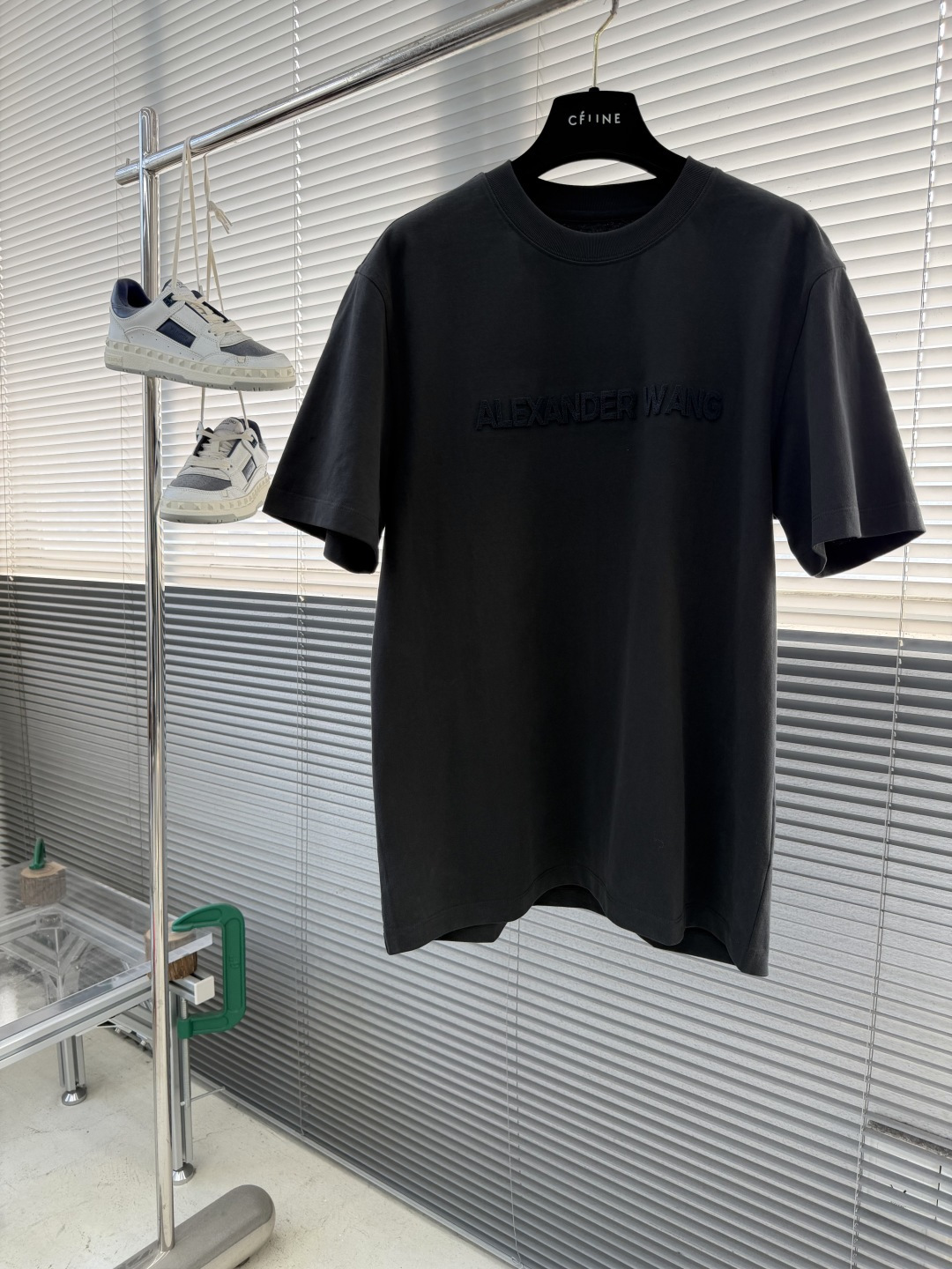 -Alexa** wang 亚历山大王 26春夏新款 字母牙刷绣圆领短袖T恤，华裔设计师亚历山大·王于以