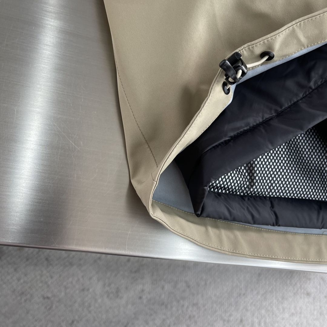 -KAILAS凯乐石硬壳三合一羽绒冲锋衣可拆卸羽绒内胆，六防科技，三层压胶工艺，高密三合一科技型面料！登