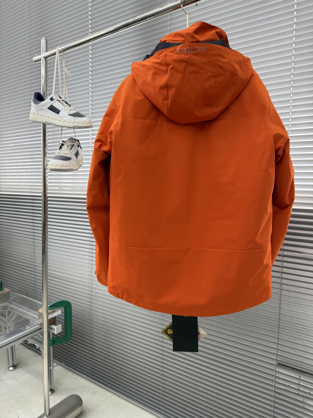 -🐦 鸟家 轻量硬壳户外冲锋衣！羽绒内胆三合一冲锋衣！户外山系风，适应多种场景穿着。赶紧给家里人安排件把