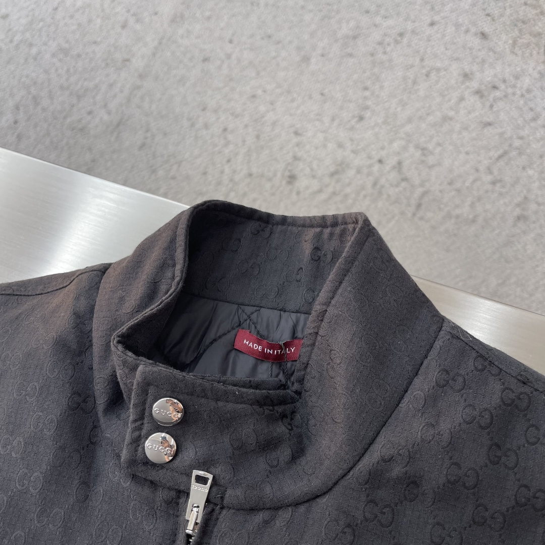 -GUCC 满印GG提花棉服定制黯金黑GG棉质微格织料以及双斜纹真丝方格夹层布 质感十足 厚重扎实 每一