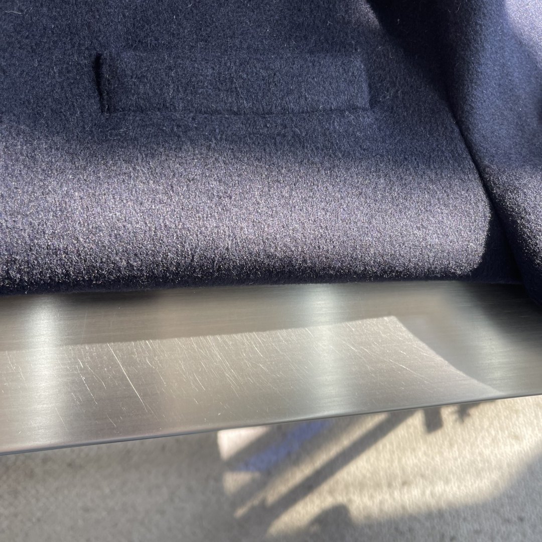 -Loro Piana 羊毛混纺双领夹克 意式精工，一衣多穿的秋冬哲学专为追求「极简高级感」与「功能性」