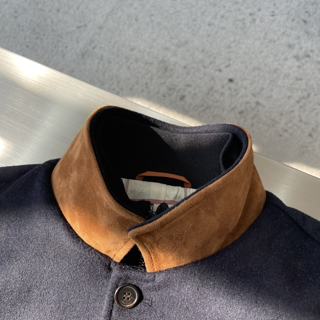 -Loro Piana 羊毛混纺双领夹克 意式精工，一衣多穿的秋冬哲学专为追求「极简高级感」与「功能性」