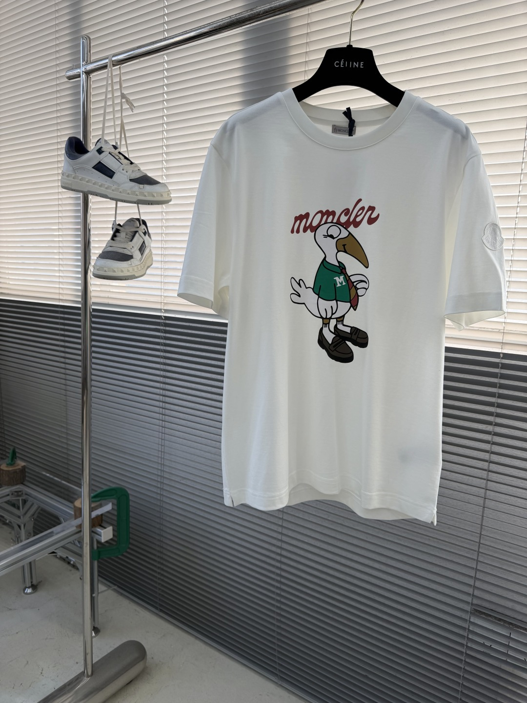 -mon 2026春夏印花短袖这款短袖面料采用32支双股新疆长绒棉紧密圆领短袖，这款T恤呈微阔型，彰显简