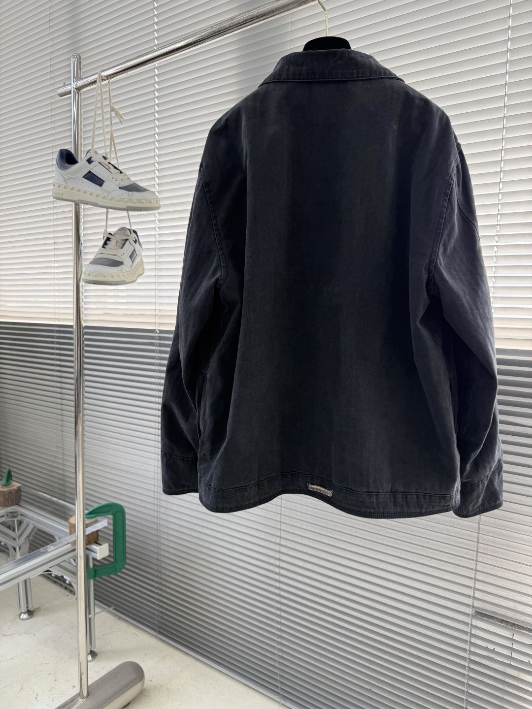 -CH 克罗心 25fw鱼骨纹水洗工装棉服大身面料采用根据YB定织鱼骨纹纯棉面料 具有立体 挺括效果里布