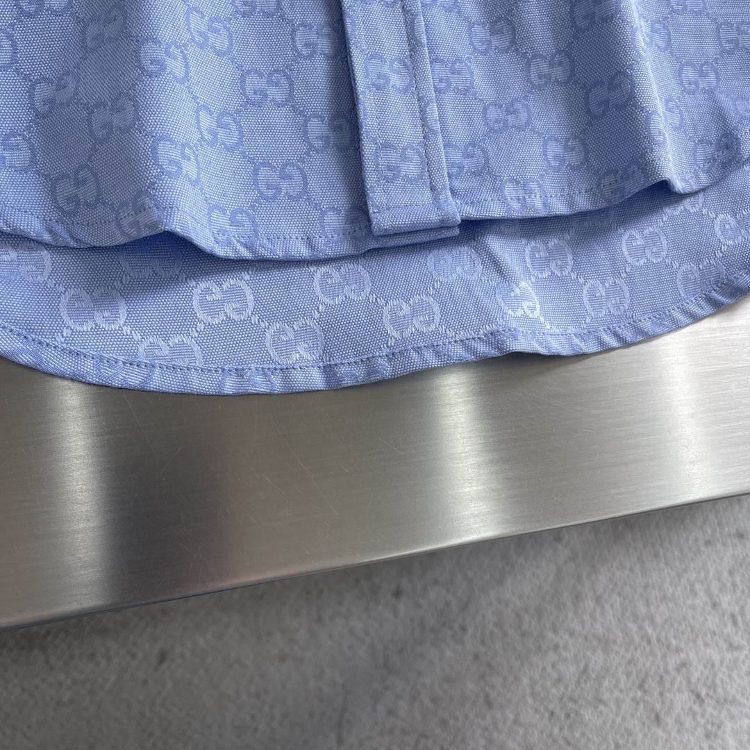 -GUCC 26ss新款中国新年系列饰刺绣GG牛津棉衬衫马术风格元素匠心点缀经典廓形，添注活力格调。这款