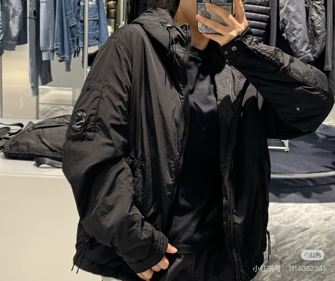 盟可睐 Moncler 高定典藏名品高定成衣时装外套连衣裙衬衫T恤 #2B0C707B 2