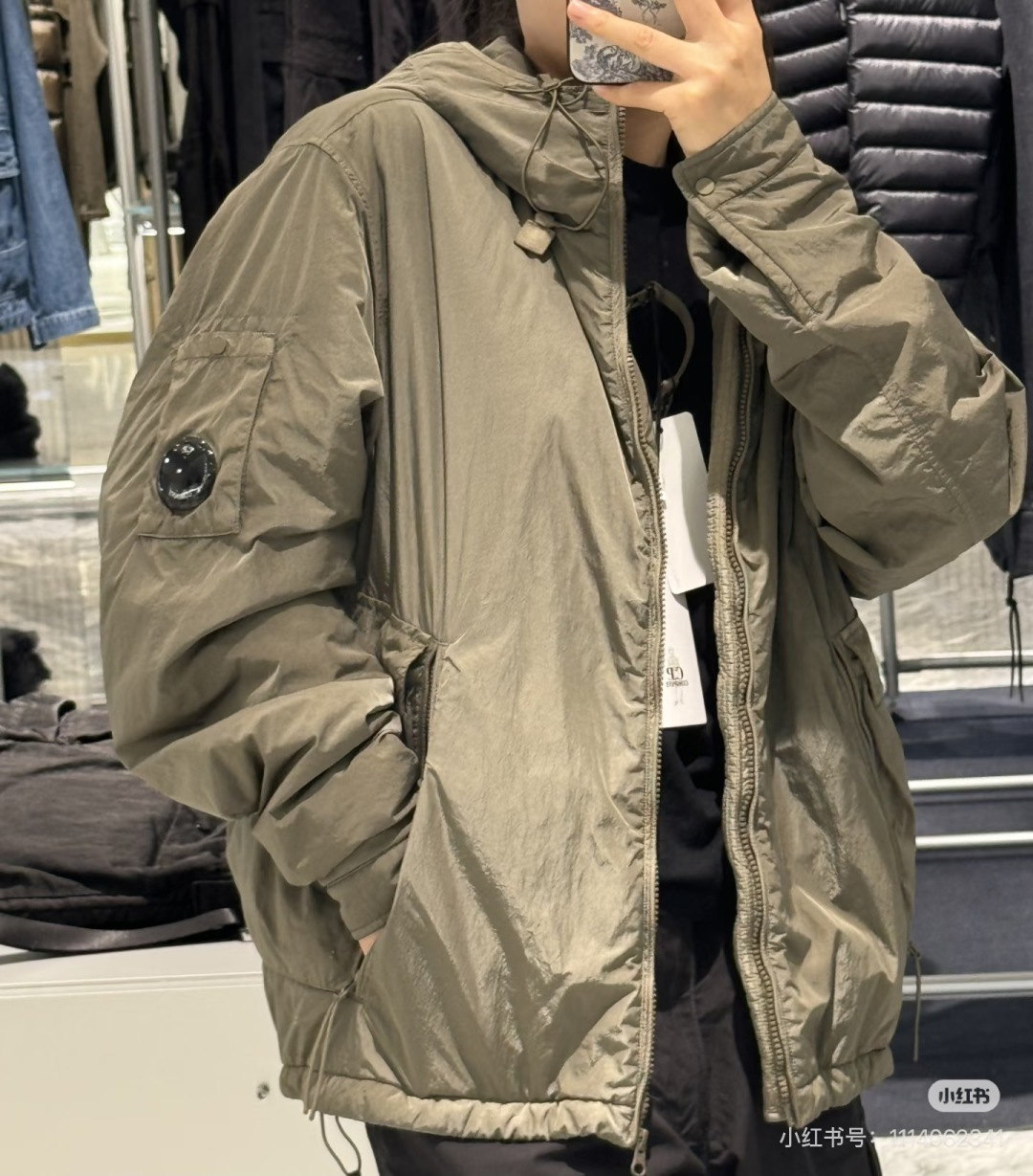 盟可睐 Moncler 高定典藏名品高定成衣时装外套连衣裙衬衫T恤 #2B0C707B 3