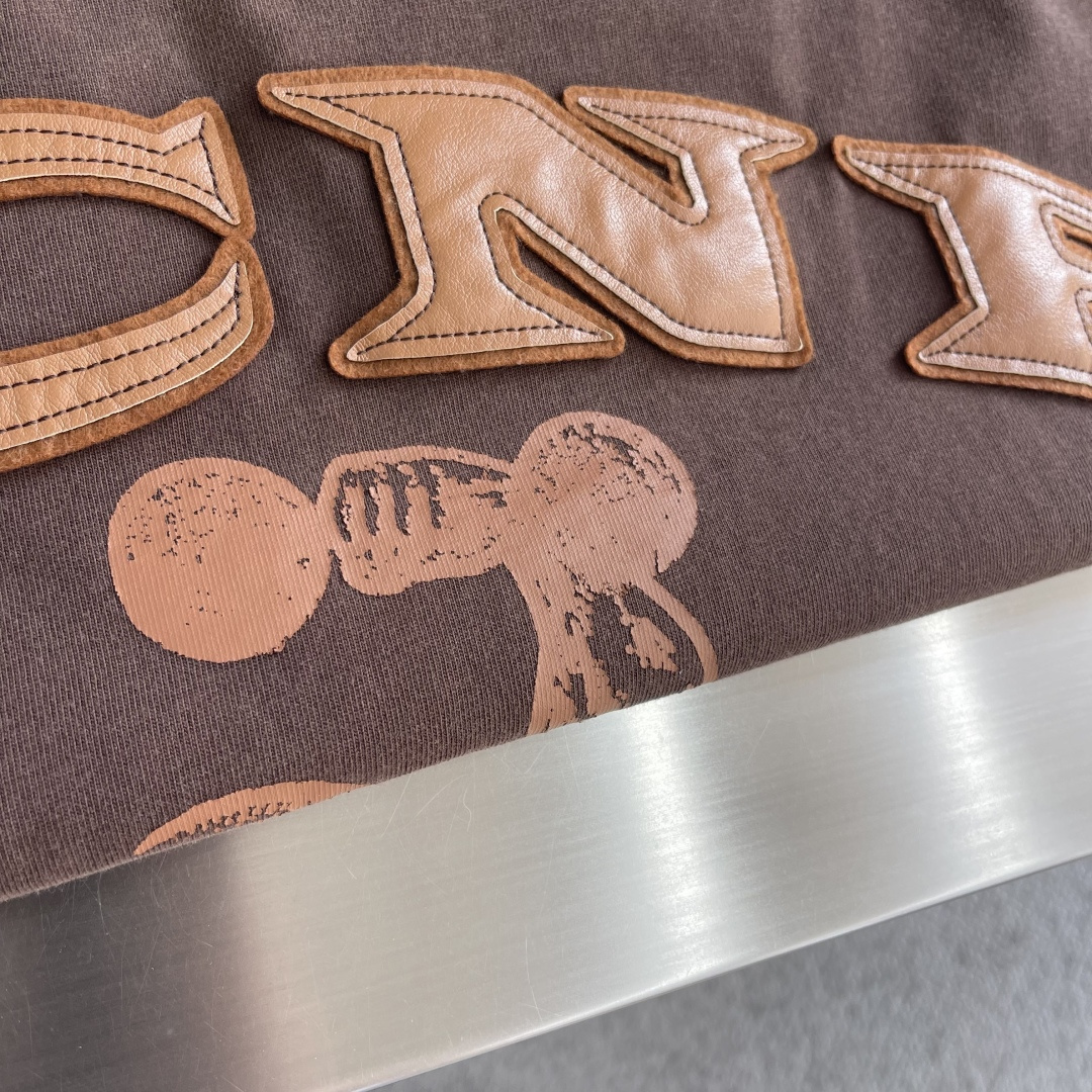 -Acne Studios 做旧徽标短袖定制雅棉双股绵柔平纹织物 柔软细腻 舒适贴肤 以纯粹与洁净的白色