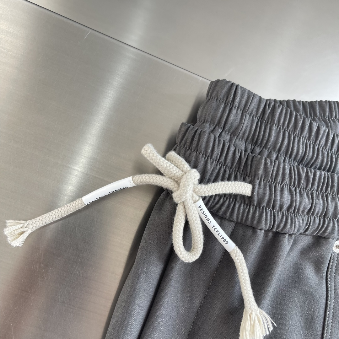 -Balenciag 2025fw最新爆款 双B字母 徽章刺绣 灰色加厚抽绳卫裤 休闲裤 尺码：M-4X