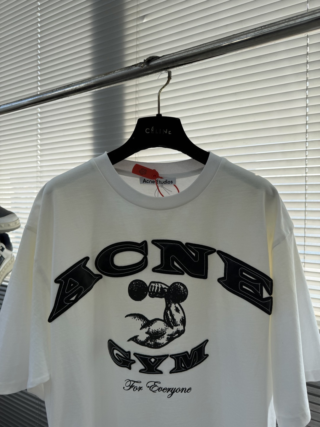 -Acne Studios 做旧徽标短袖定制雅棉双股绵柔平纹织物 柔软细腻 舒适贴肤 以纯粹与洁净的白色