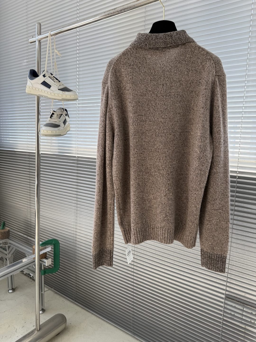 -Loro Piana 25fw新款SPeyside男士圆领上衣这款SPeyside圆领毛衣采用精致的羊