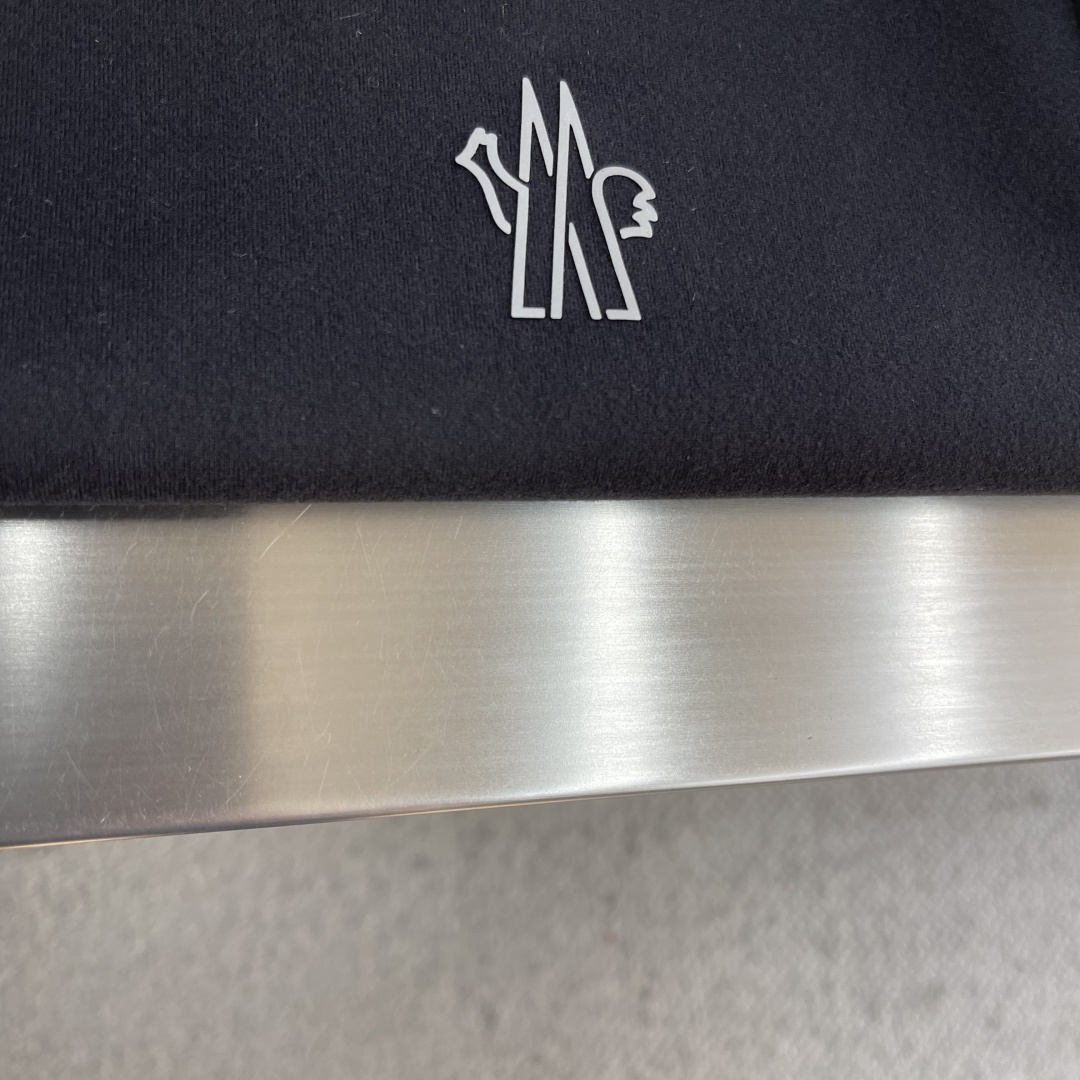 路易威登 Louis Vuitton 高定典藏名品高定成衣时装外套连衣裙衬衫T恤 #C5A79E4C 4