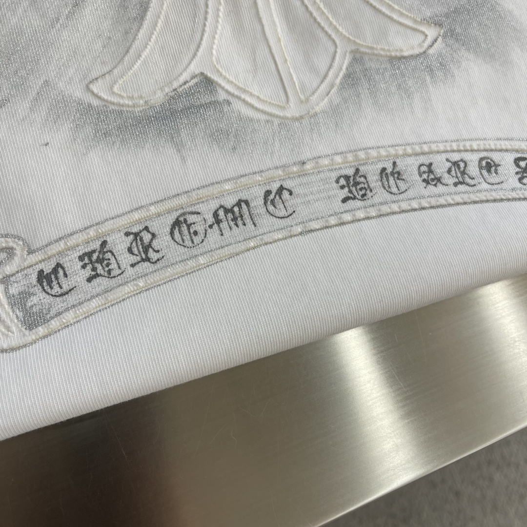 -CH 克罗心 2026SS新款马蹄手绘T恤，重磅350克双纱面料 前后两个花位 水银效果，颜色对比行冲
