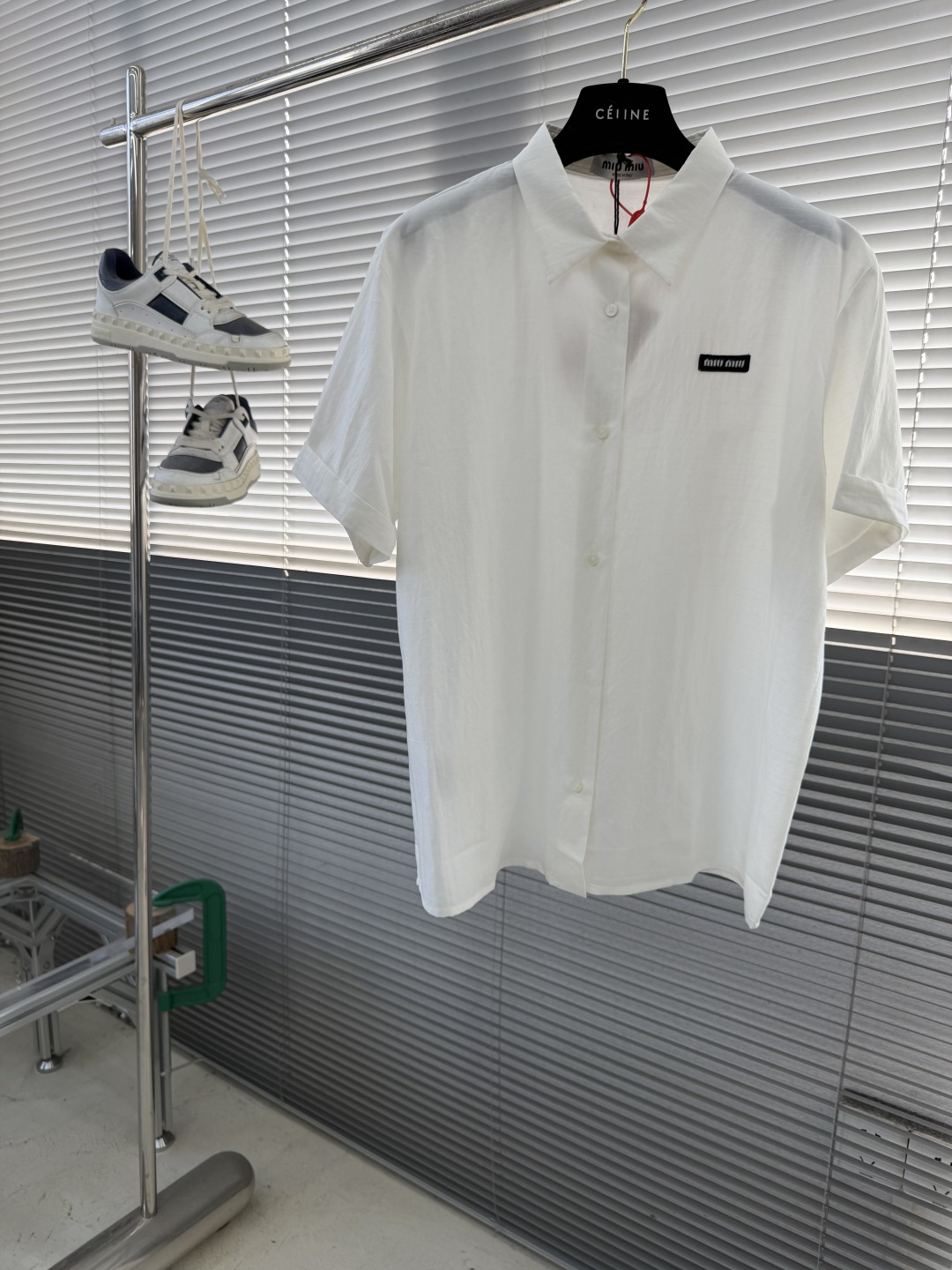 _doR9sRWUy79YsIc_OBWRlCz3UnzNZfjnsT3feDw